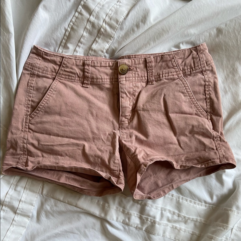 Dusty pink American eagle shorts